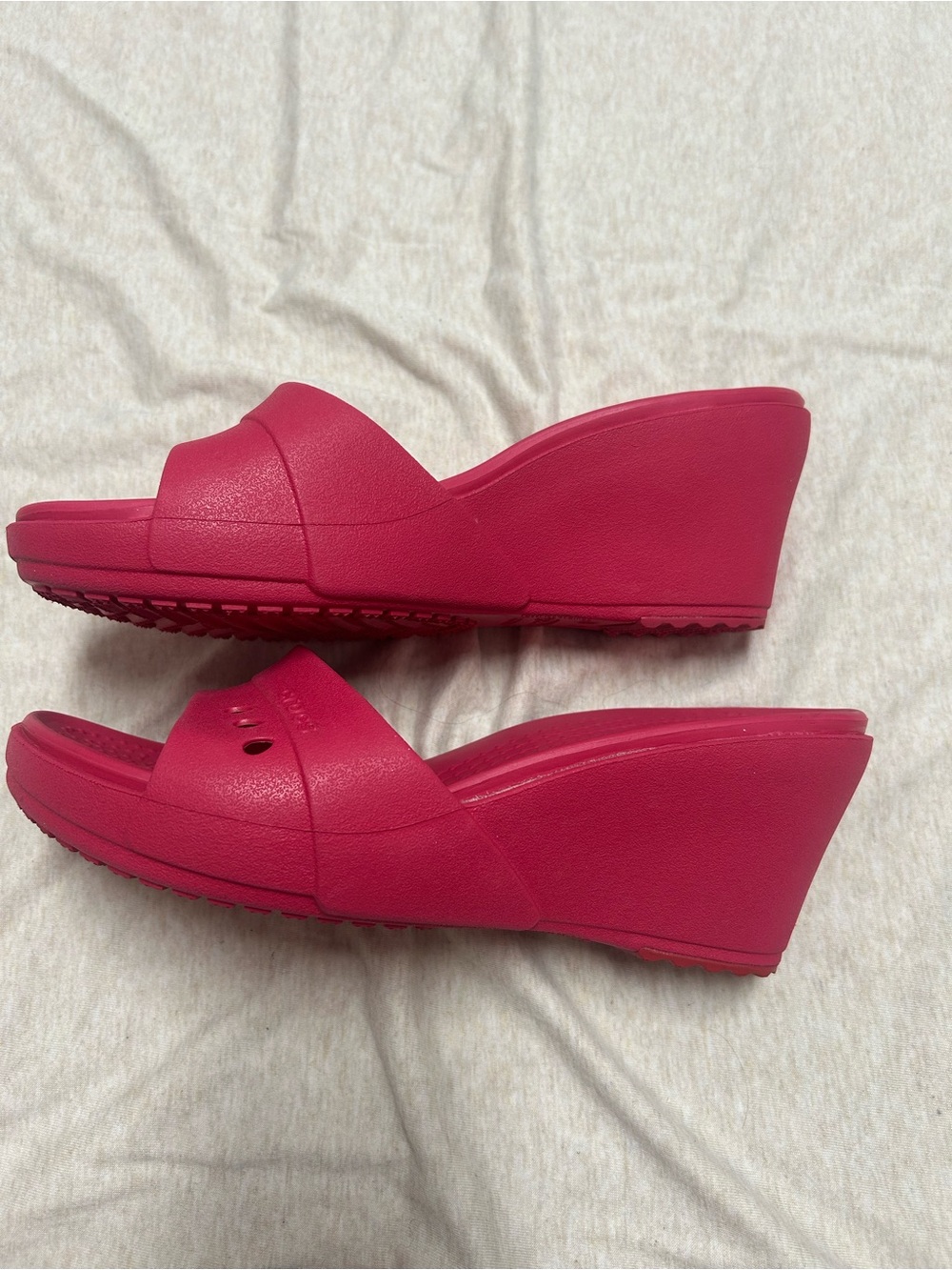 Crocs Wedge Heel Slide Sandals Raspberry Pink Barbiecore Kadee Colorful Vibrant